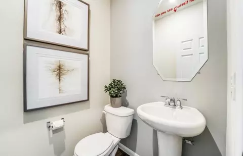 Bath - 207 Ruby Ford Dr, Cove, TX 77523 photo 3 of 4