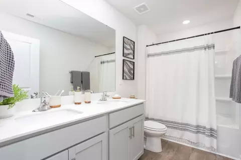 Bath - 4945 Payne St, Trinity, NC 27370 photo 3 of 3