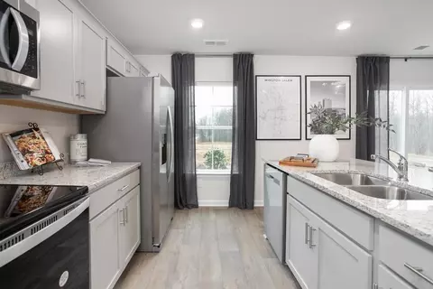 Kitchen - 4945 Payne St, Trinity, NC 27370 photo 7 of 7