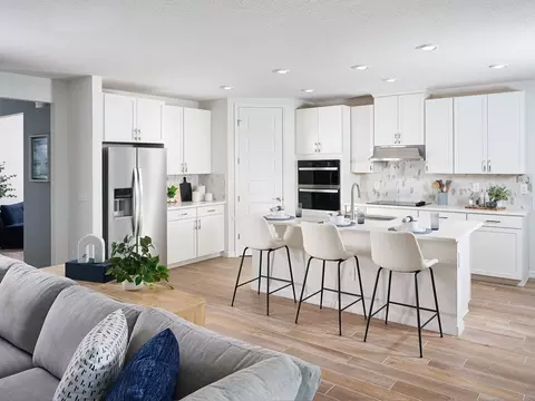 Kitchen - 11210 Bellewood Ter, Parrish, FL 34219 photo 1 of 2