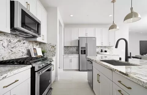 Kitchen - 29710 Cliff Park Dr, Menifee, CA 92584 photo 2 of 4