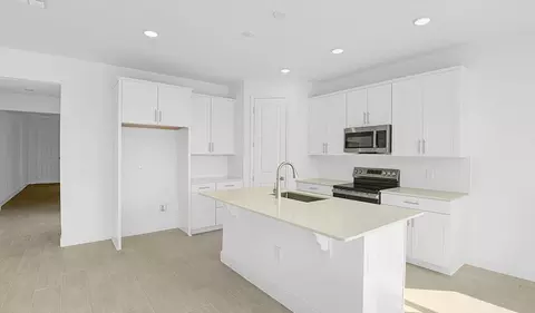 Kitchen - 1666 Crooked Creek St, Saint Cloud, FL 34771 photo 1 of 5