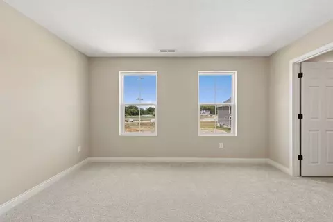 Bedroom - 240 Tilly Ct, Springboro, OH 45066 photo 9 of 15
