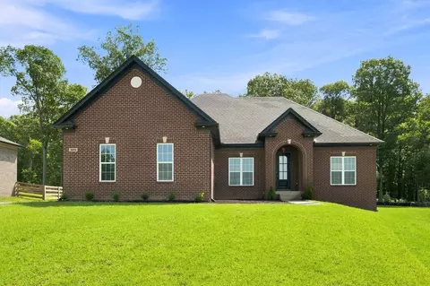 3215 Blasting Rock Dr, Lagrange, KY 40031
