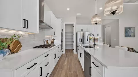 Kitchen - 8909 Hidden Meadow Dr, Arcadia, OK 73007 photo 1 of 1