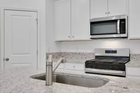 Kitchen - 325 Barbosa Trl, Saint Augustine, FL 32095 photo 3 of 9