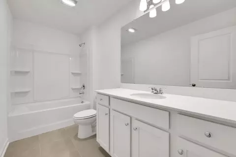 Bath - 325 Barbosa Trl, Saint Augustine, FL 32095 photo 3 of 7