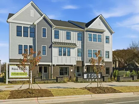 9412 Community House Rd, Charlotte, NC 28277