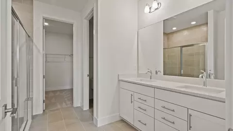 Bath - 1772 Satilla Ave, Saint Cloud, FL 34771 photo 1 of 4