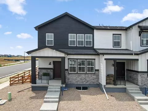 1937 S Jackson Gap St, Aurora, CO 80018