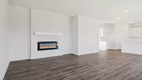 Living - 17811 Greeley St, Gardner, KS 66030 photo 5 of 6