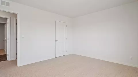 Bedroom - 17811 Greeley St, Gardner, KS 66030 photo 8 of 8