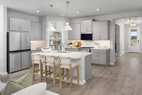 Kitchen - 13037 Pierce St, Parrish, FL 34219 photo 1 of 3