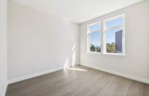 Bedroom - 2425 Willow Way, San Mateo, CA 94403 photo 3 of 10