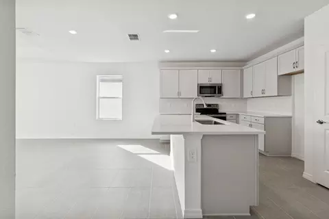 9102 Optimist Way, Palmetto, FL 34221