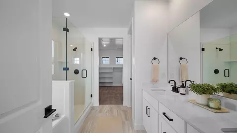 Bath - 349 N Firerock Way, Hurricane, UT 84737 photo 1 of 3