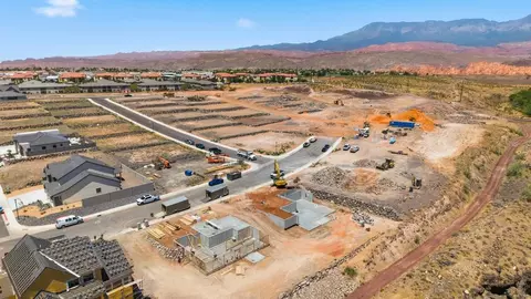 View/Area - 349 N Firerock Way, Hurricane, UT 84737 photo 2 of 11