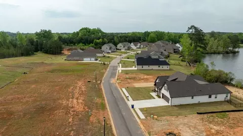 View/Area - 101 Beaver Crk, Lagrange, GA 30241 photo 1 of 14