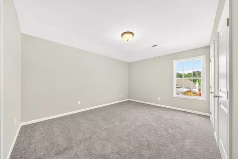 Bedroom - 101 Beaver Crk, Lagrange, GA 30241 photo 3 of 5