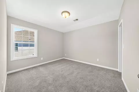 Bedroom - 101 Beaver Crk, Lagrange, GA 30241 photo 5 of 5