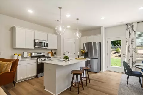 Kitchen - 2017 Hillman Way, Roebuck, SC 29376 photo 2 of 7