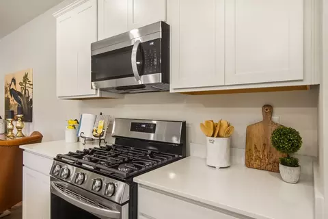 Kitchen - 2017 Hillman Way, Roebuck, SC 29376 photo 3 of 7