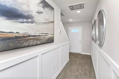 Entry Way - 2017 Hillman Way, Roebuck, SC 29376 photo 6 of 10