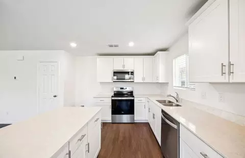 Kitchen - Corymbia Drive, Terrell, TX 75160 photo 1 of 4