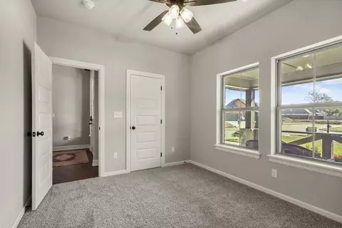 Bedroom - 7201 E Oakland St, Broken Arrow, OK 74014 photo 8 of 8