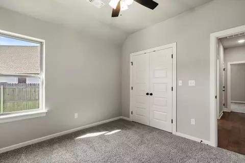 Bedroom - 7201 E Oakland St, Broken Arrow, OK 74014 photo 7 of 8
