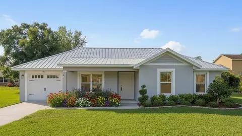 107 N Ridgewood Dr, Sebring, FL 33870