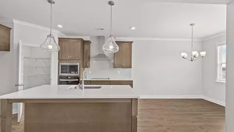 Kitchen - 2500 Kingston Rd, Buckhead, GA 30625 photo 2 of 3