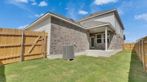 Exterior - 201 Verdin Ave, Kyle, TX 78640 photo 4 of 8