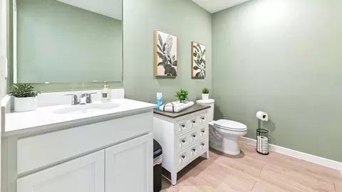 Bath - 17 Amberwood Ln, Ormond Beach, FL 32174 photo 2 of 3