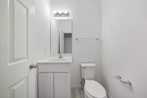 Bath - 1 Hazel Ct, Wright City, MO 63390 photo 14 of 17