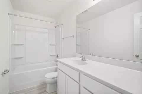 Bath - 1 Hazel Ct, Wright City, MO 63390 photo 17 of 17