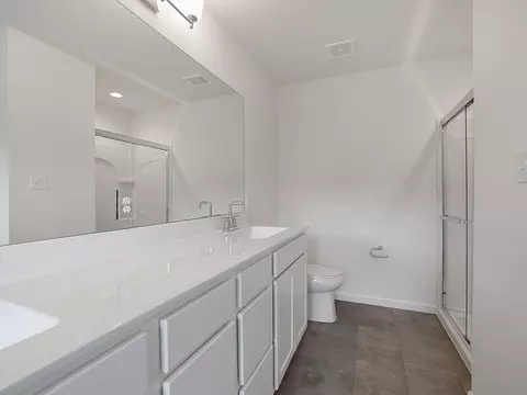 Bath - 1 Hazel Ct, Wright City, MO 63390 photo 12 of 17