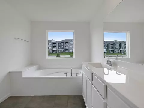 Bath - 1 Hazel Ct, Wright City, MO 63390 photo 11 of 17