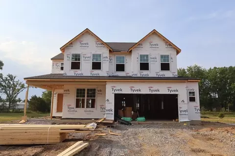 1757 Goldfinch Ln, Milford, OH 45150