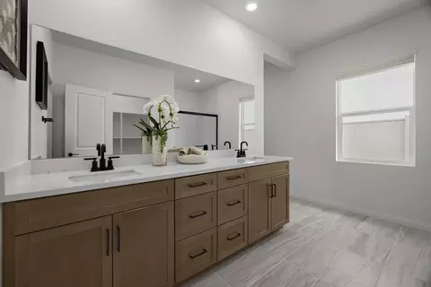 Bath - 29810 Bluelake Ln, Menifee, CA 92584 photo 1 of 1