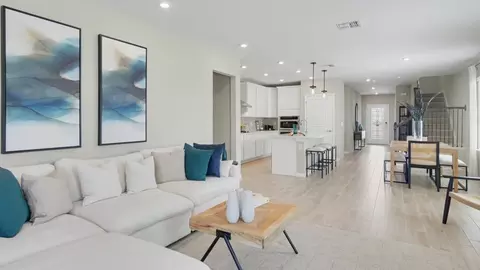 Entry Way - 3149 Everglades Blvd N, Naples, FL 34120 photo 7 of 11