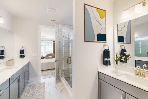 Bath - 1009 Opal Ln, Durham, NC 27705 photo 1 of 3