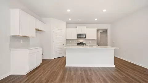 512 Great Salt Ln, Hoschton, GA 30548