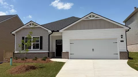512 Great Salt Ln, Hoschton, GA 30548