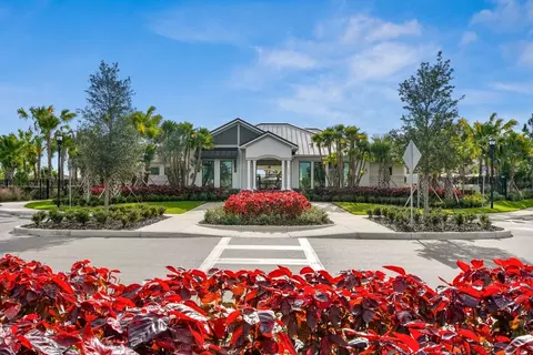 View/Area - 4933 Bay Forest Ct, Wimauma, FL 33598 photo 15 of 21