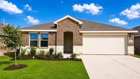 1077 Burnt Ranch Ln, Fort Worth, TX 76131