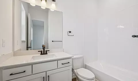 Bath - 6096 Oban Rd, Timnath, CO 80547 photo 3 of 14