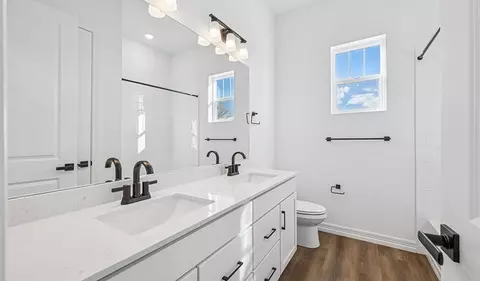 Bath - 6096 Oban Rd, Timnath, CO 80547 photo 2 of 14