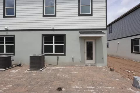 Exterior - 1409 Hyde St, Saint Cloud, FL 34771 photo 2 of 8