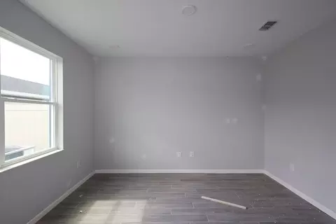 Living - 1409 Hyde St, Saint Cloud, FL 34771 photo 2 of 3